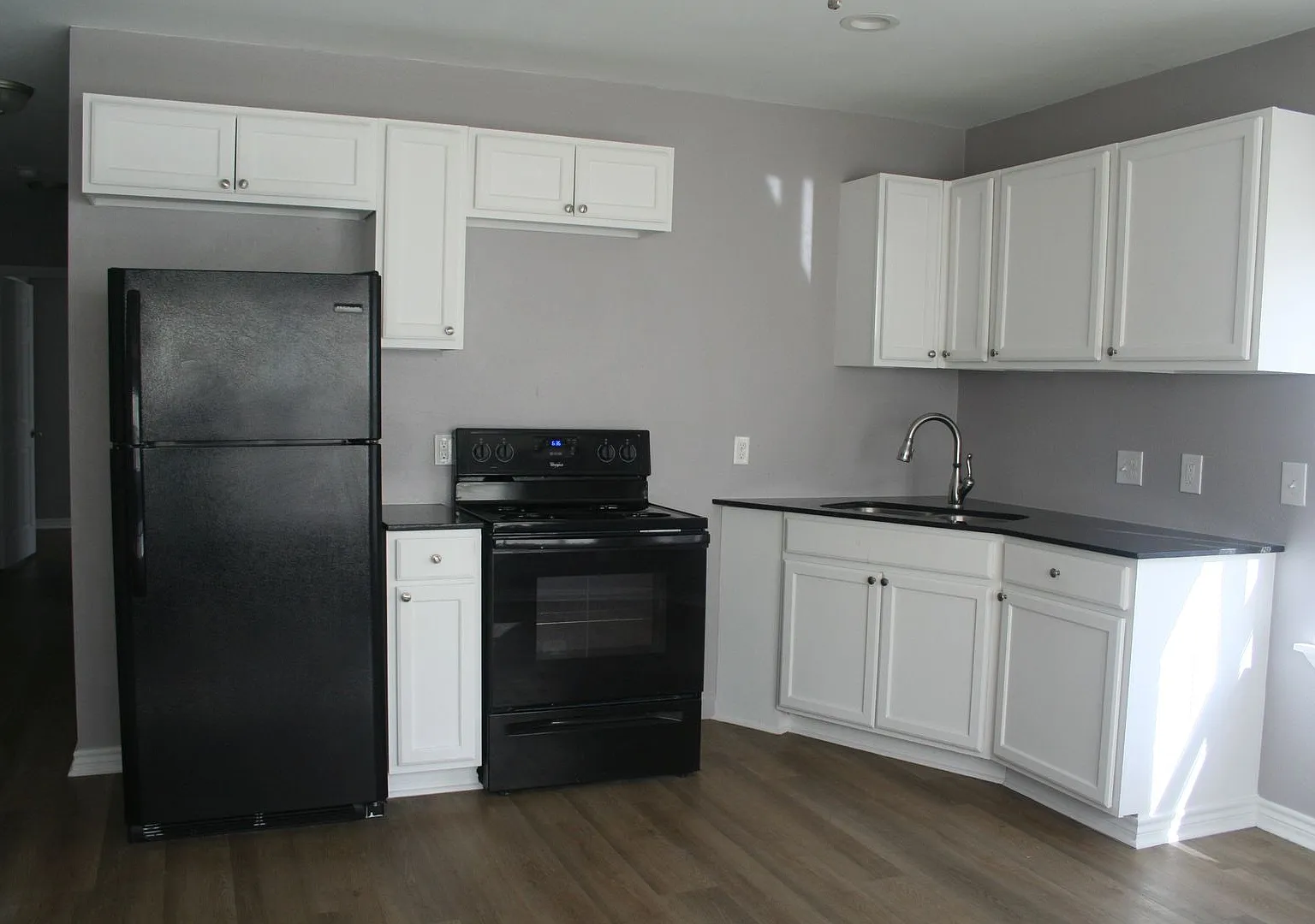 2319 NW 12th St — Photo 3