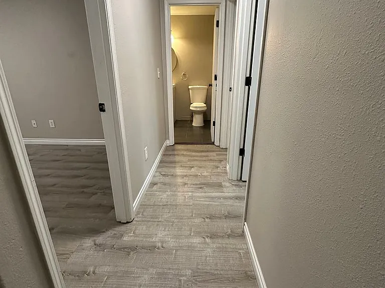 3327 Rockingham Ct NE — Photo 18