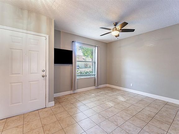4th image of 16866 Leclare Shores Dr