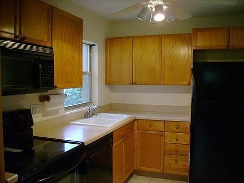 2nd image of 1869 McKinley Ave