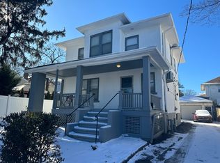 111 Rockne Rd, Yonkers, NY 10701