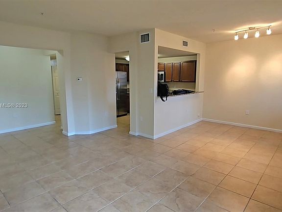 3rd image of 8930 NW 97th Ave APT 105