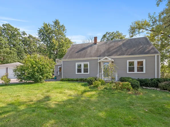 1109 High St, Willow Springs, IL 60480