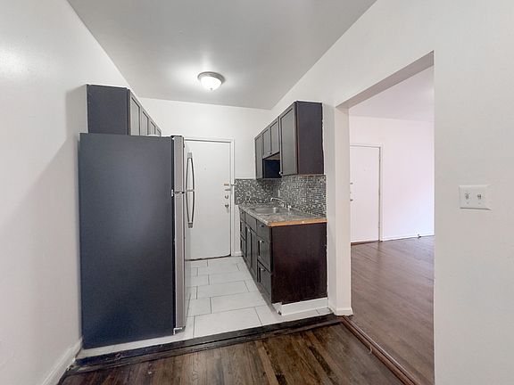 3rd image of 931 W Sunnyside Ave #N3