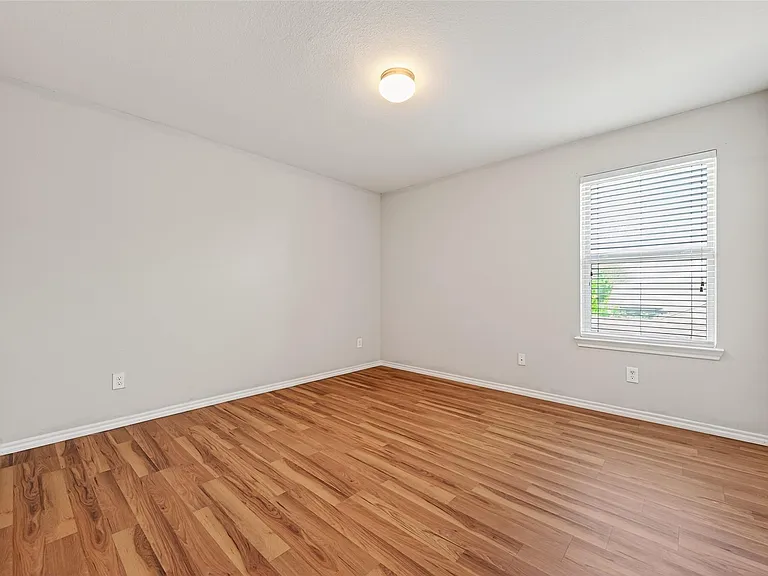 1326 Seagler Pond Ln — Photo 41
