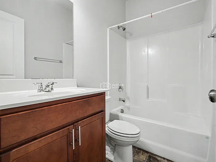 808 Royal Red Ct — Photo 22