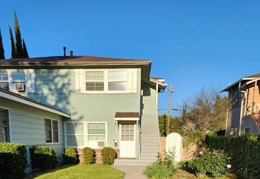 1st image of 6516 Woodley Ave #6516