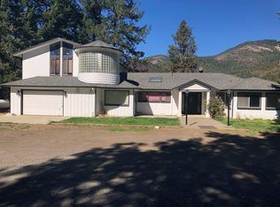 5200 Rogue River Hwy, Grants Pass, OR