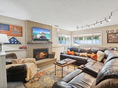4505 Oak Leaf Dr, Vadnais Heights, MN, 55127