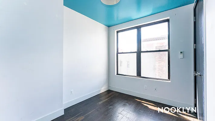 Rented by Nooklyn NYC LLC | media 4