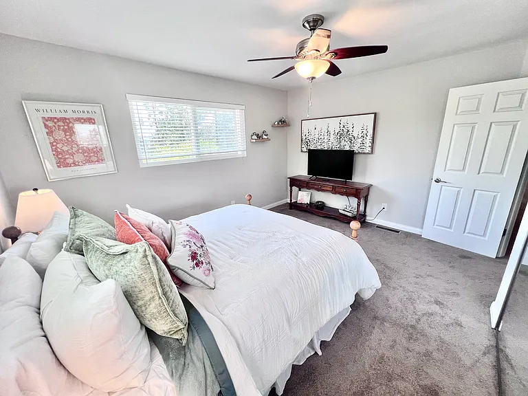 753 Val Sereno Dr — Photo 82
