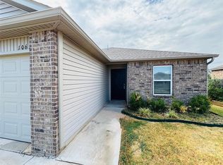 10612 SW 22nd St, Yukon, OK 73099