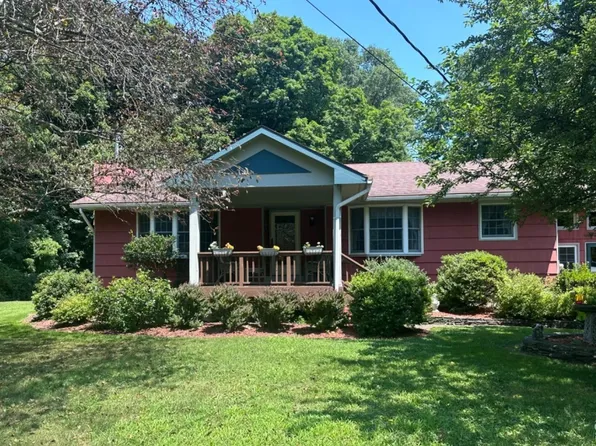 26 Cone Place, Leeds, NY 12451