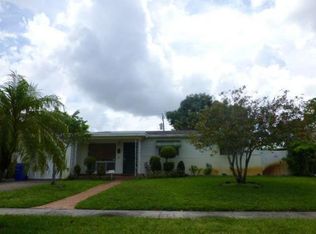 711 SW 69th Ave, Pembroke Pines, FL 33023