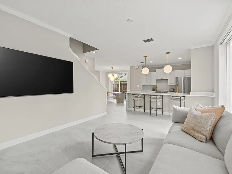 2607 W Cleveland St #C — Photo 12