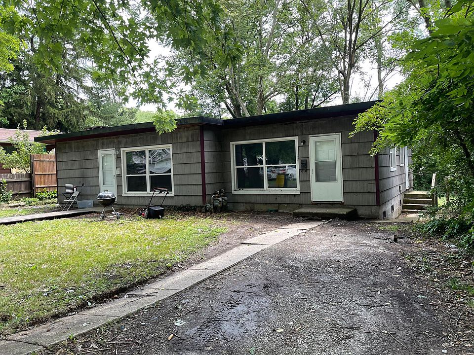 1st image of 1207 E 11th St #1207