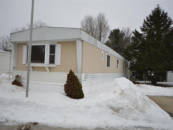 2nd image of 526 N Lake St Lot 101