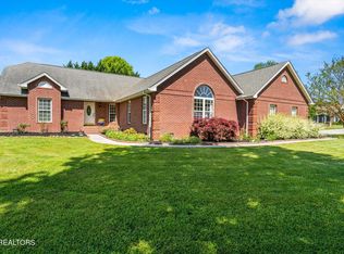 6608 Riverchase Dr, Knoxville, TN 37920