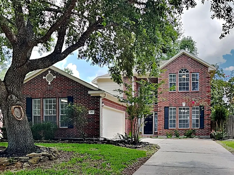 1703 Calmar Dr — Photo 1
