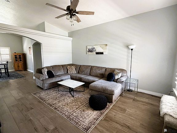5th image of 10600 E 34th Pl