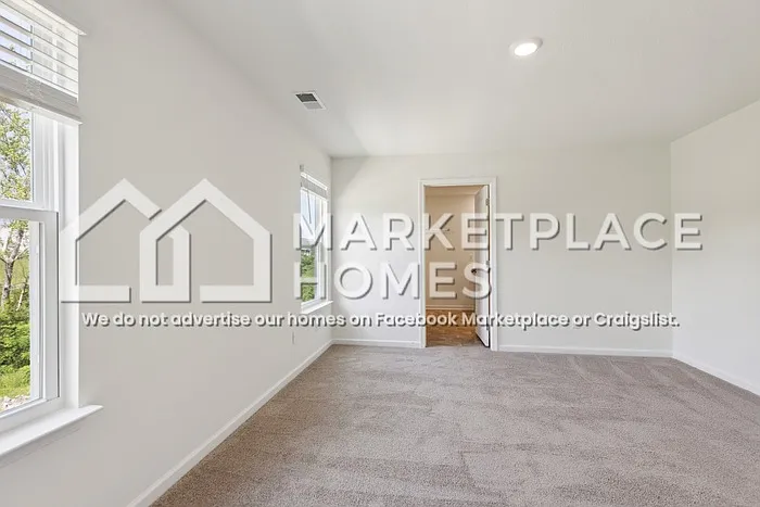 702 Newtons Way — Photo 15