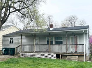 2012 N Maplewood Ave, Muncie, IN 47304