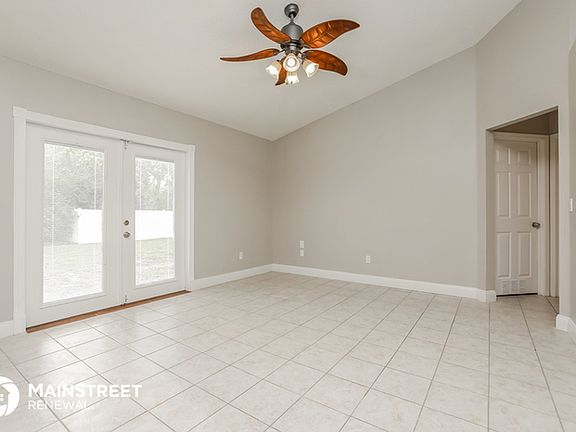 4th image of 1135 Outlook Dr