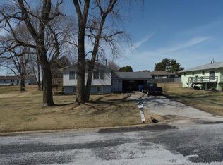 4722 Montana Ave, Davenport, IA