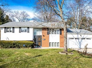 228 Oak Hill Dr, Westerville, OH 43081