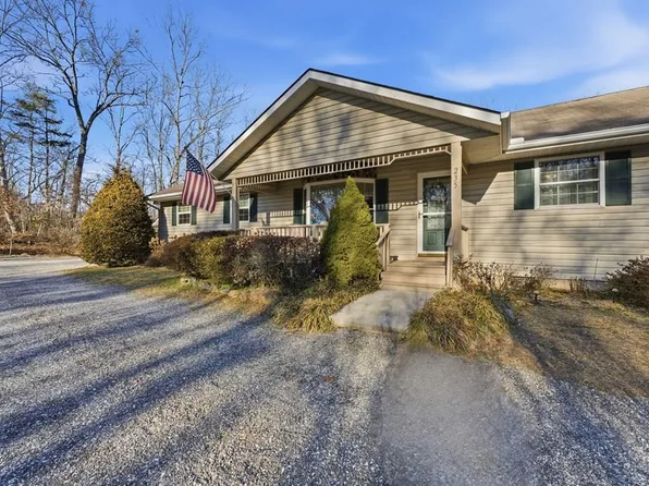 235 N Shore Dr, Franklin, NC 28734