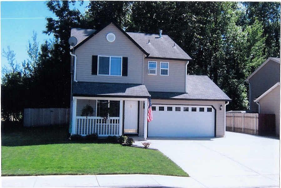 Beautiful home on private greenbelt