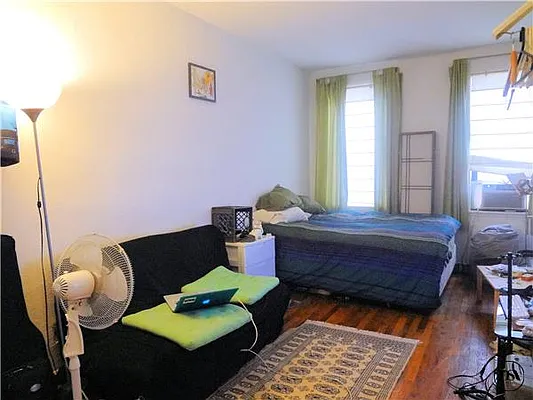 Rented by DSA Realty | media 25