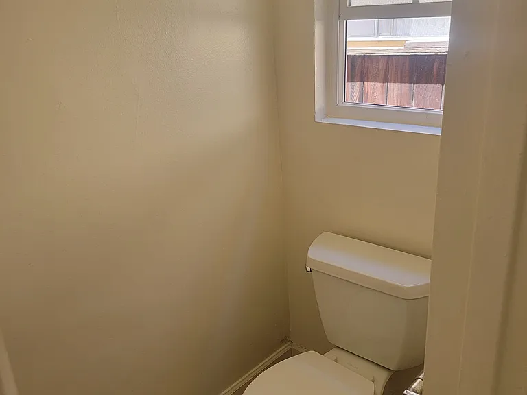 3725 Midvale Ave #2 — Photo 7
