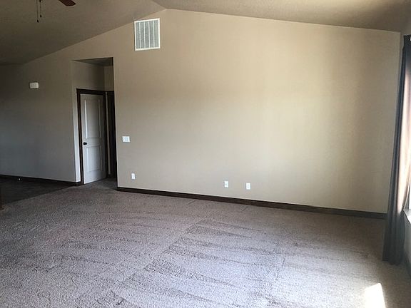 5th image of 2804 S Galway Ln