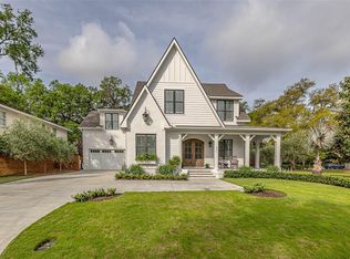 216 Magnolia Ave, Saint Simons Island, GA 31522