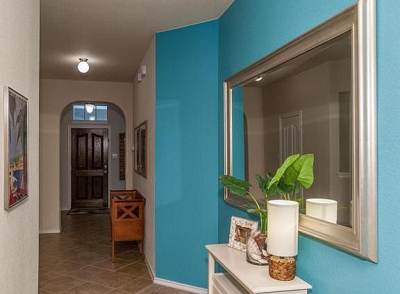 2nd image of 13049 Sierra View Dr