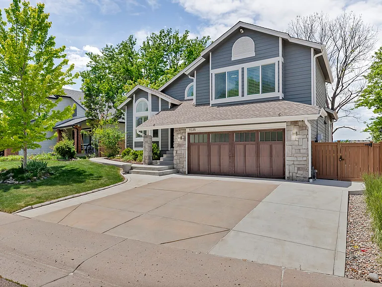 9335 Pepperwood Ln — Photo 4