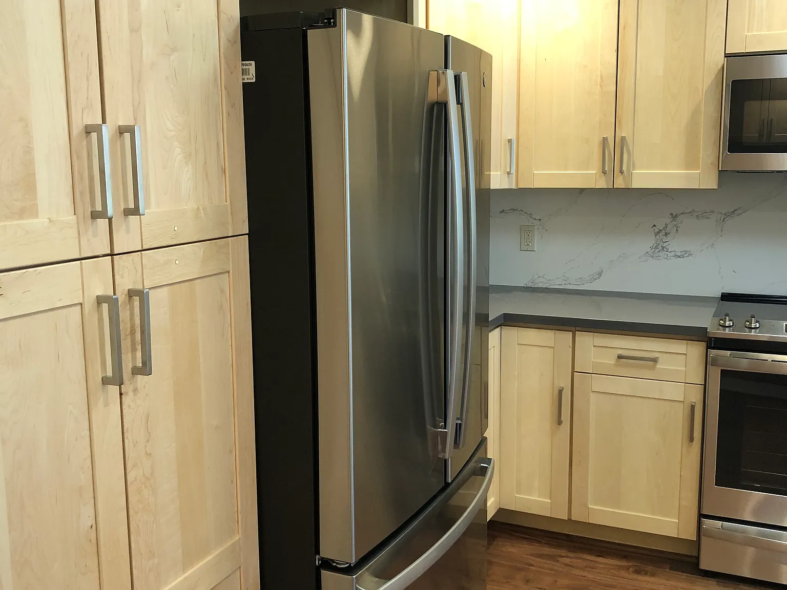 2 bed, 1600 sqft, $6,950 — Photo 3
