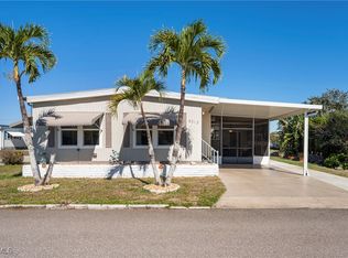 5513 Salem Ln, North Fort Myers, FL 33917