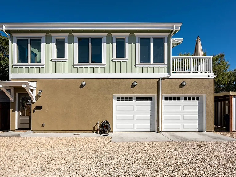 1141 E Cliff Dr #A — Photo 1