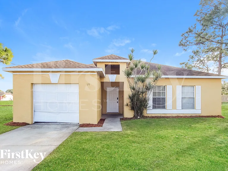 129 Admiral Cir — Photo 1