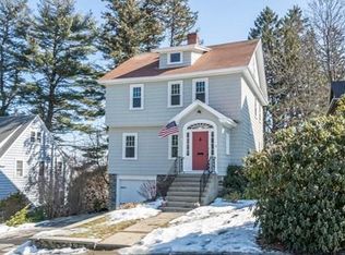 7 Chamberlain Pkwy, Worcester, MA 01602