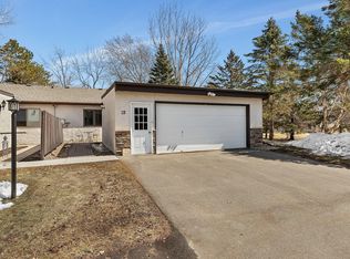 904 3rd St N APT 12, Cold Spring, MN 56320