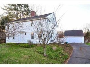 1562 Main Rd, Granville, MA 01034