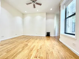 Rented by HOLTON REAL ESTATE INC.