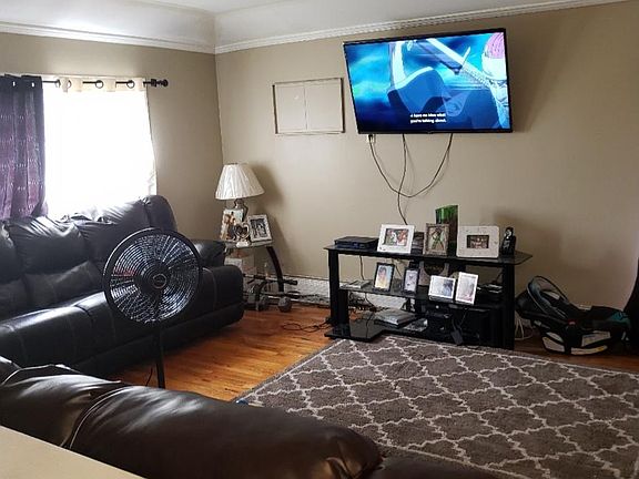 5th image of 10749 Watson Pl #2