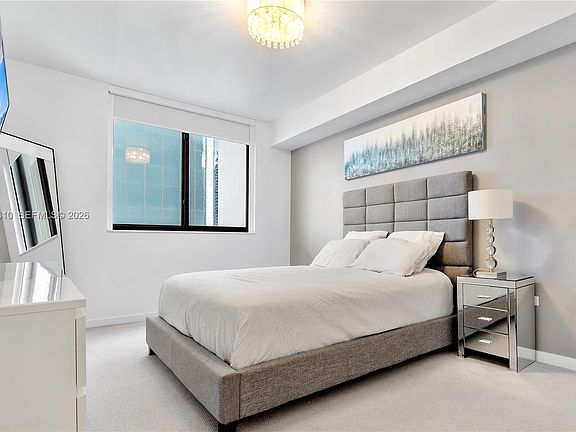 5th image of 999 SW 1st Ave APT 2115