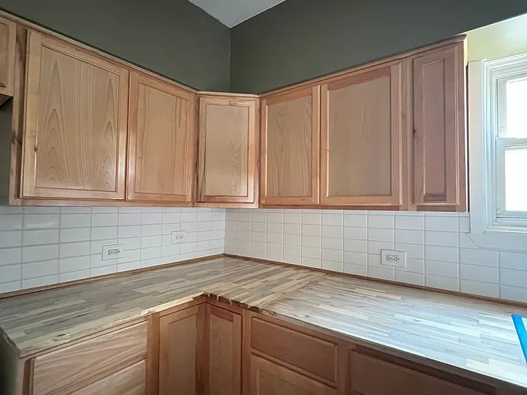 1114 S Monitor Ave — Photo 9