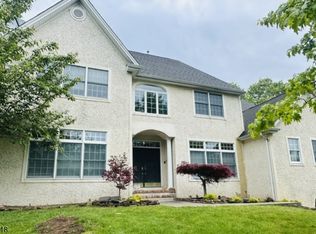 8 Pring Ct, West Orange, NJ 07052