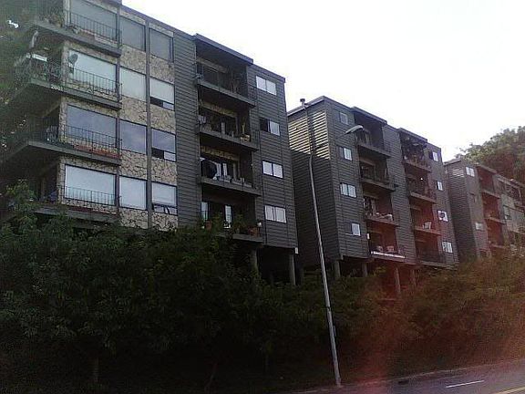 2nd image of 2001 Westlake Ave N Unit 14